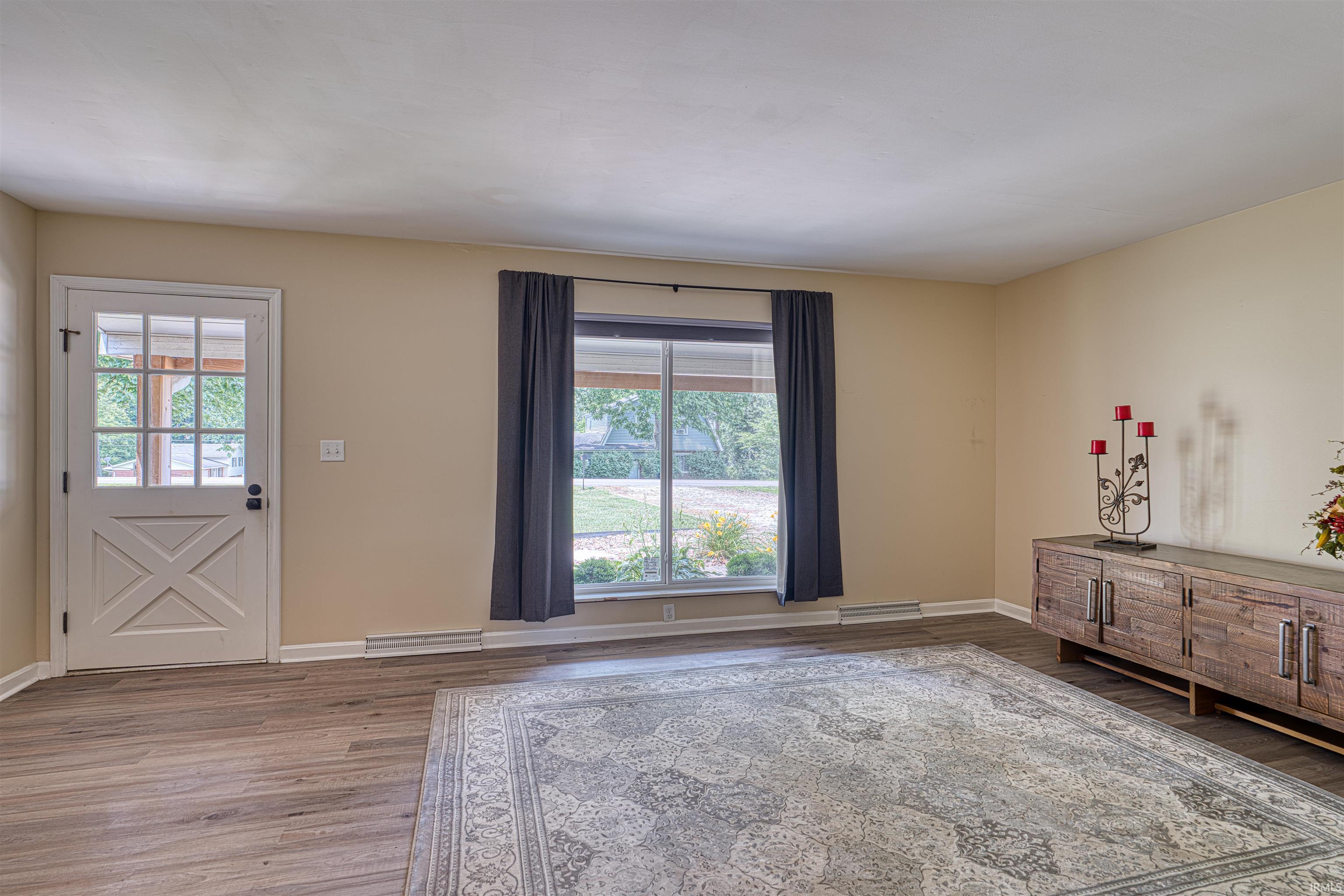 4700 Lenn Road Newburgh, IN 47630 - Photo 8 of 35 Gallery Image 8