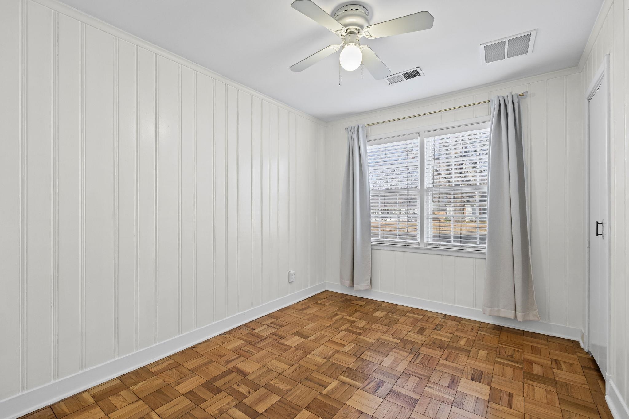 5037 Dee Road Memphis, TN 38117 - Photo 18 of 28 a view of an empty room with a window