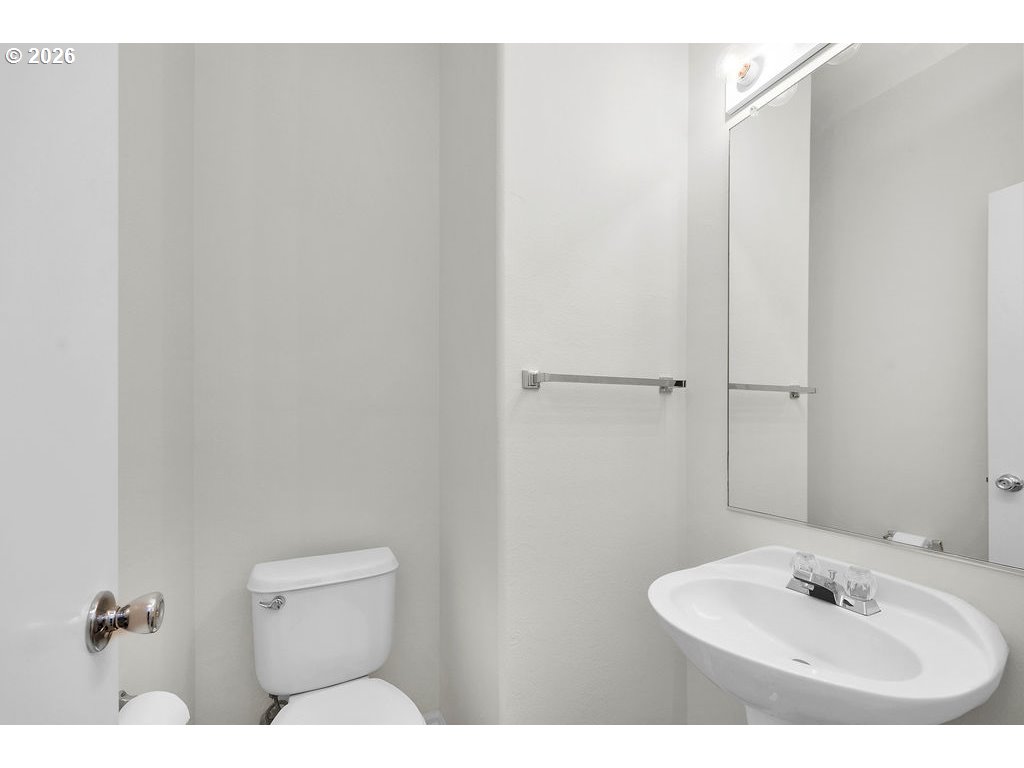 1651 Hamlet Lane Eugene, OR 97402 - Photo 12 of 27