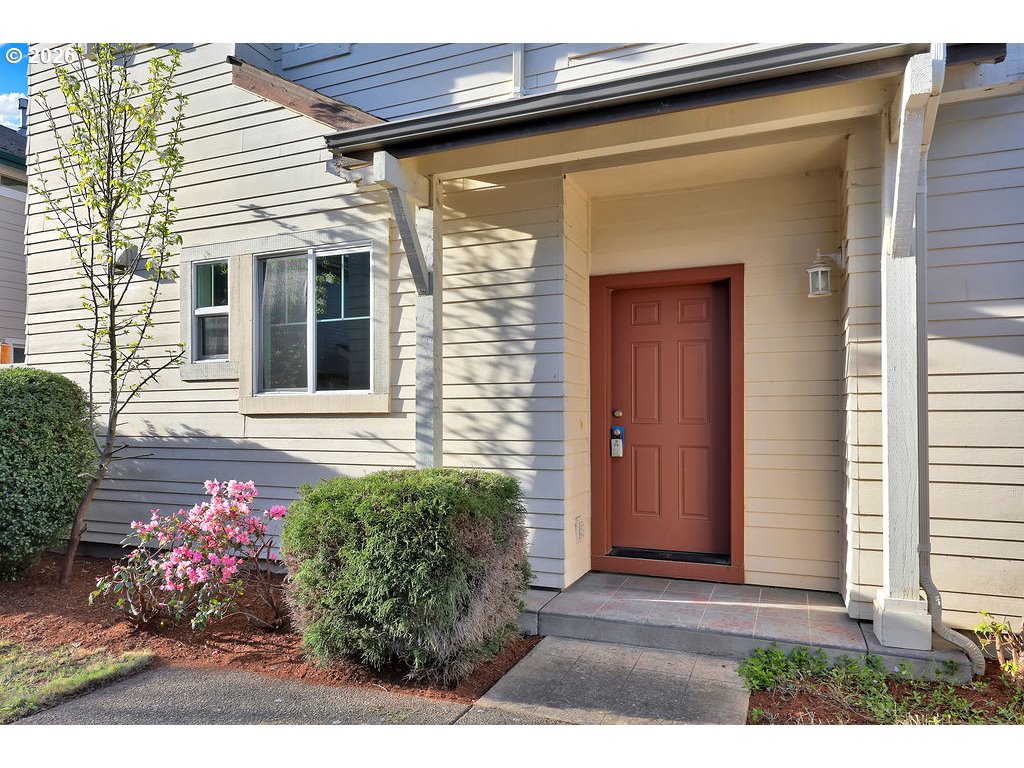 1651 Hamlet Lane Eugene, OR 97402 - Photo 2 of 27