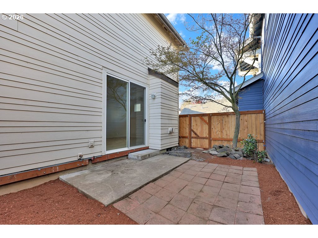 1651 Hamlet Lane Eugene, OR 97402 - Photo 25 of 27