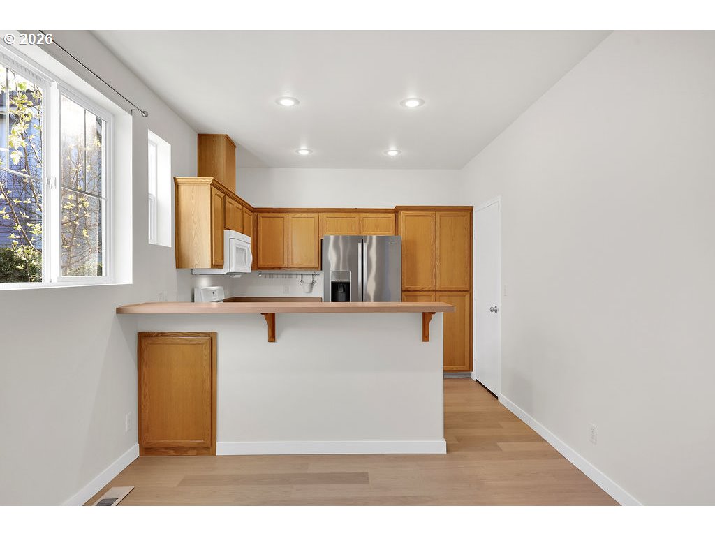 1651 Hamlet Lane Eugene, OR 97402 - Photo 4 of 27