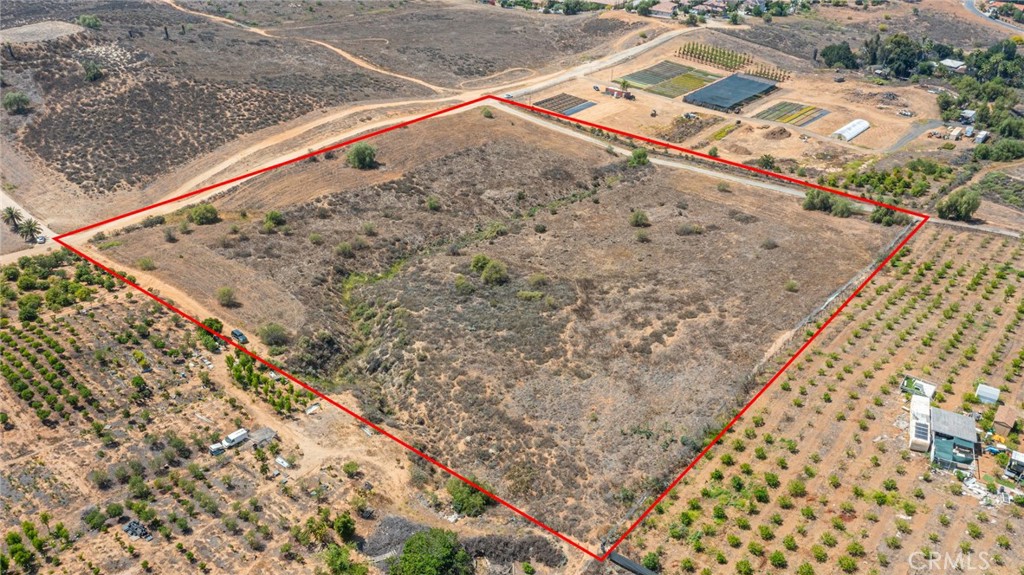 0 Vista Del Lago Drive Riverside, CA 92503 - Photo 7 of 12 a view of a backyard