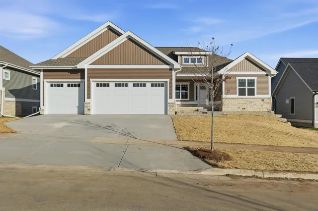 $749,900 | 1104 Reese Trail, Waunakee, WI 53597