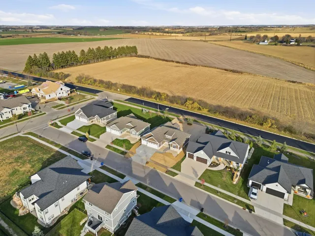 $749,900 | 1104 Reese Trail, Waunakee, WI 53597