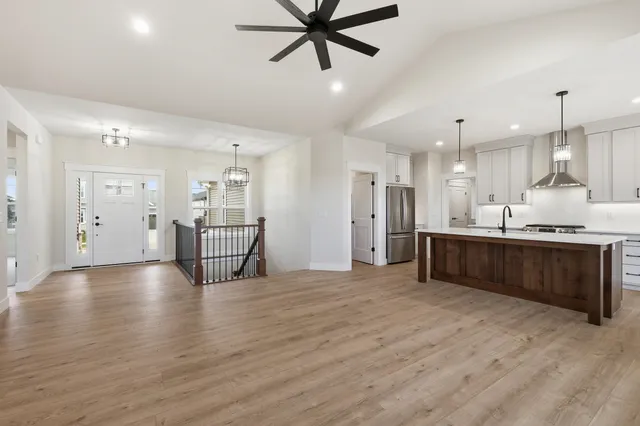 $749,900 | 1104 Reese Trail, Waunakee, WI 53597