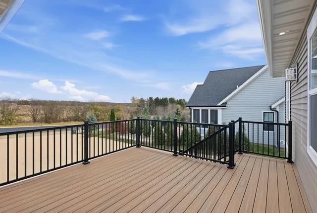 $749,900 | 1104 Reese Trail, Waunakee, WI 53597