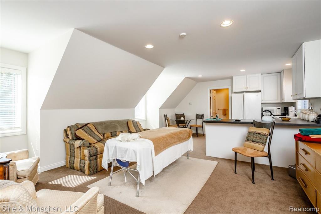 1020 Lake Shore Road Grosse Pointe Shores, MI 48236 - Photo 63 of 94