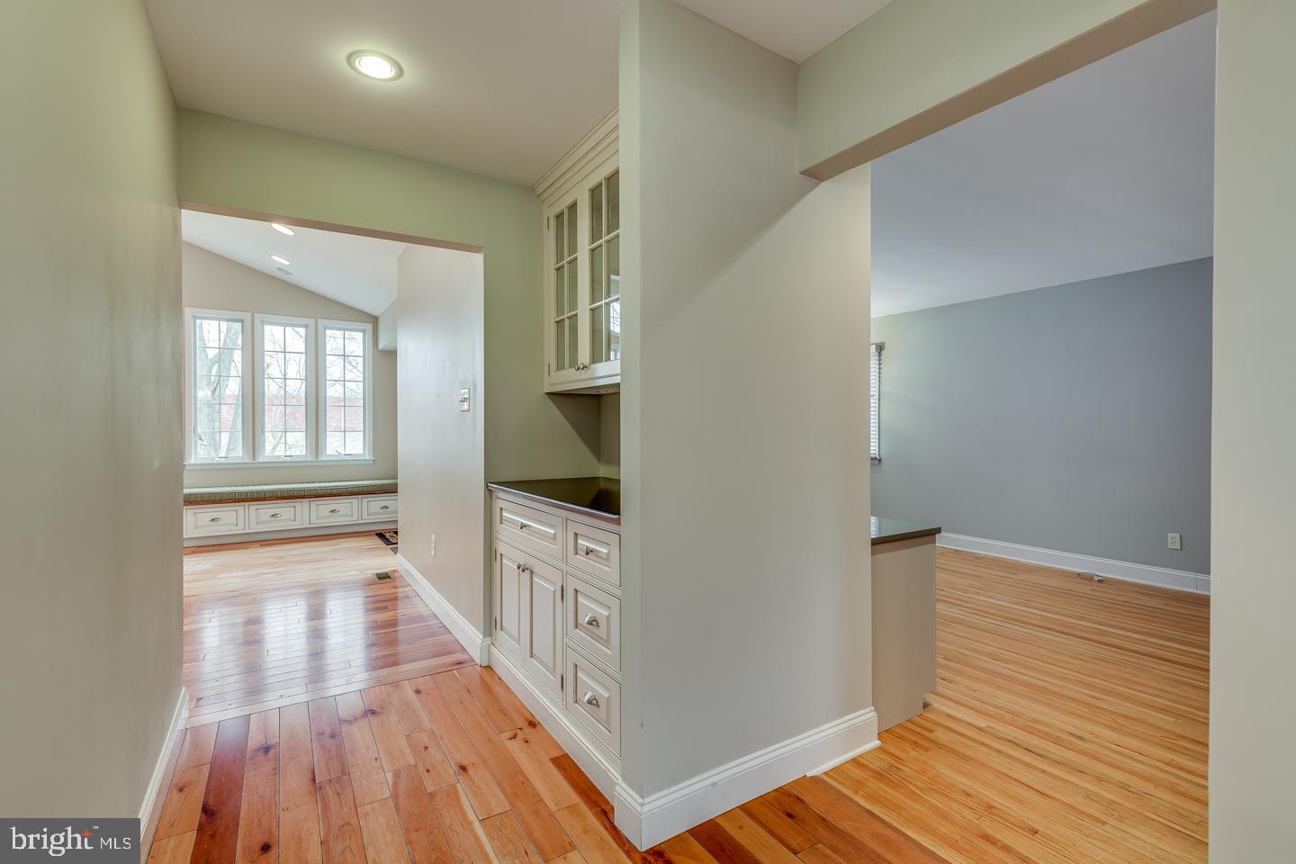 314 Surrey Road Cherry Hill, NJ 08002 - Photo 17 of 62 Butler's Pantry