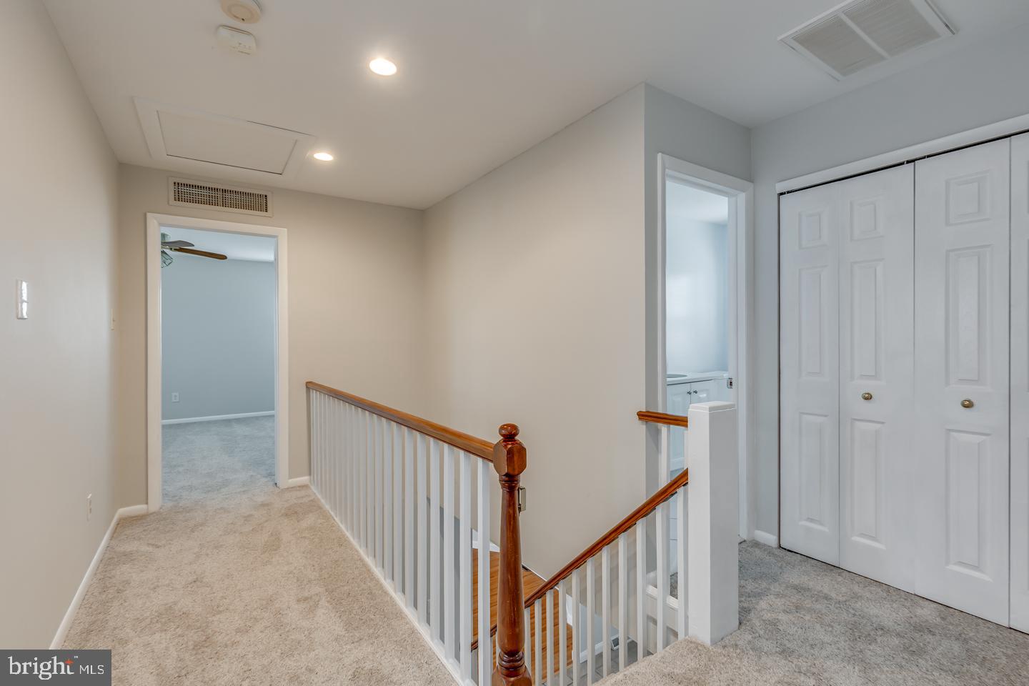 314 Surrey Road Cherry Hill, NJ 08002 - Photo 44 of 62 Hallway