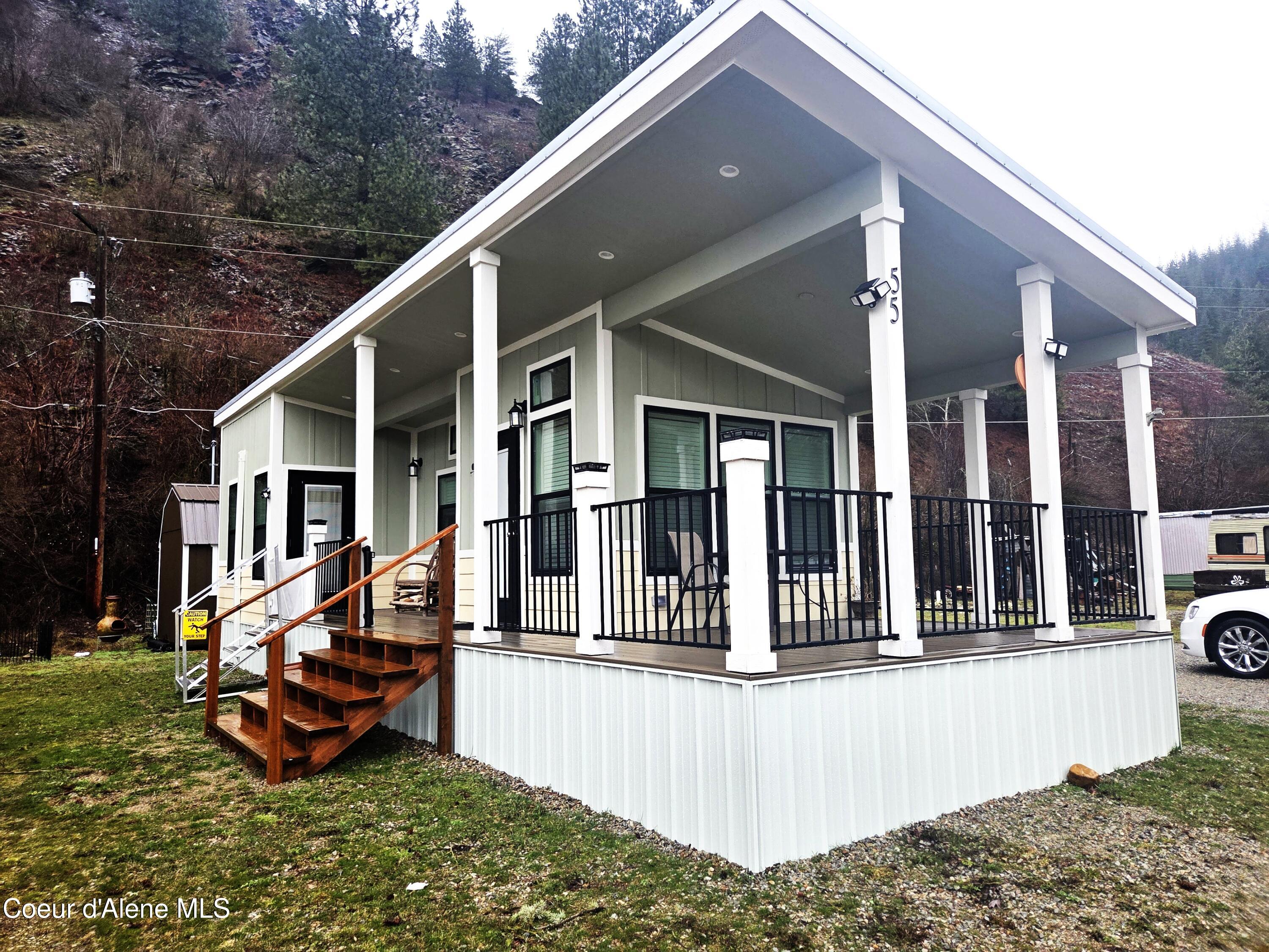 Park Model with covered Porch