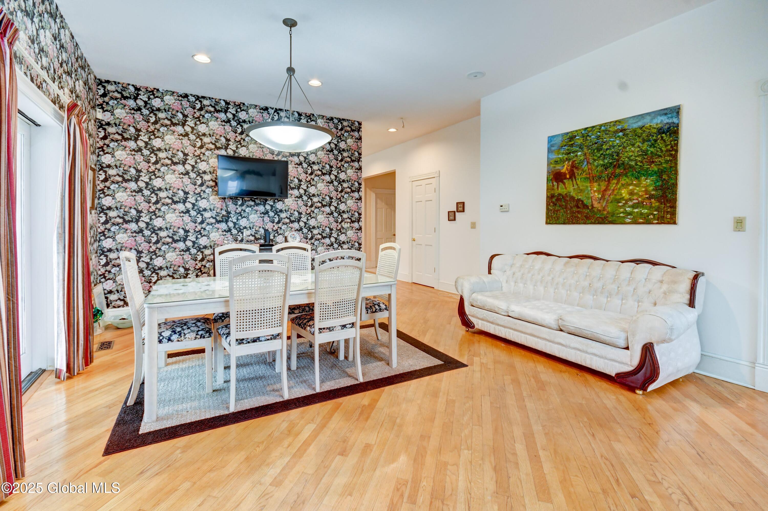 8 Sage Estates Menands, NY 12204 - Photo 38 of 84 8 Sage -15