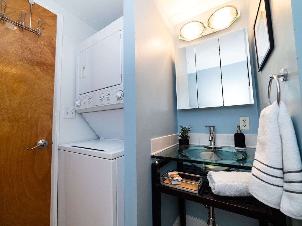 39 Franklin Street, Unit 1 Somerville, MA 02145 - Photo 9 of 13