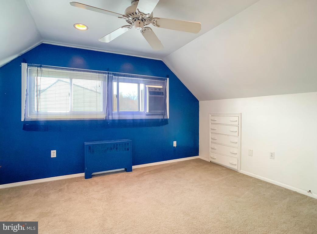 31 Honey Locust Road Levittown, PA 19056 - Photo 22 of 39 Gallery Image 22