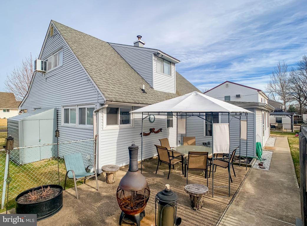 31 Honey Locust Road Levittown, PA 19056 - Photo 33 of 39 Gallery Image 33