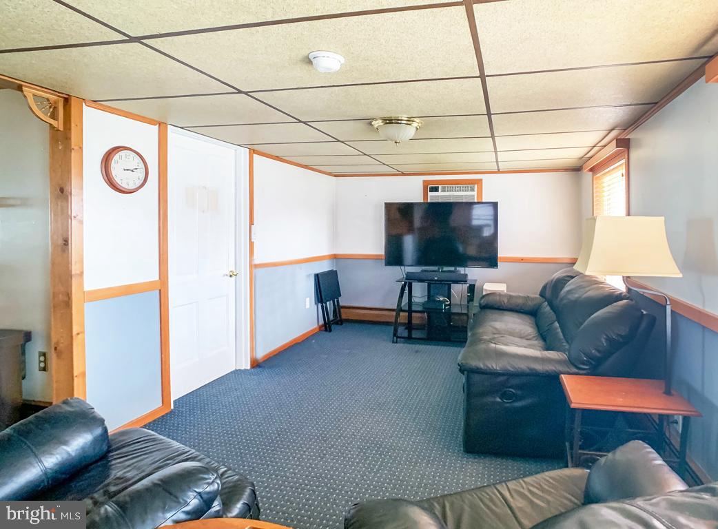 31 Honey Locust Road Levittown, PA 19056 - Photo 6 of 39 Gallery Image 6