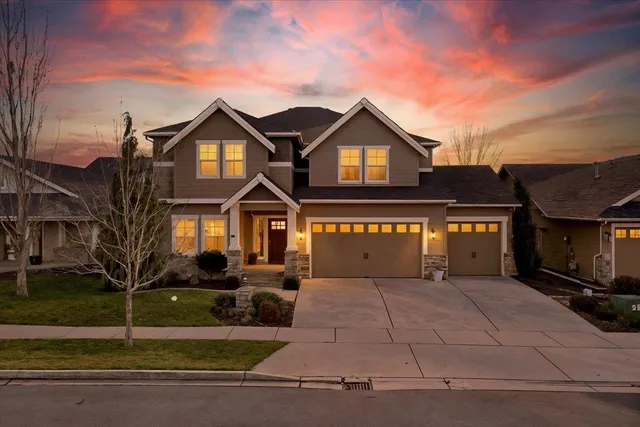 $779,900 | 1821 South Shamrock Drive, Spokane Valley, WA 99016