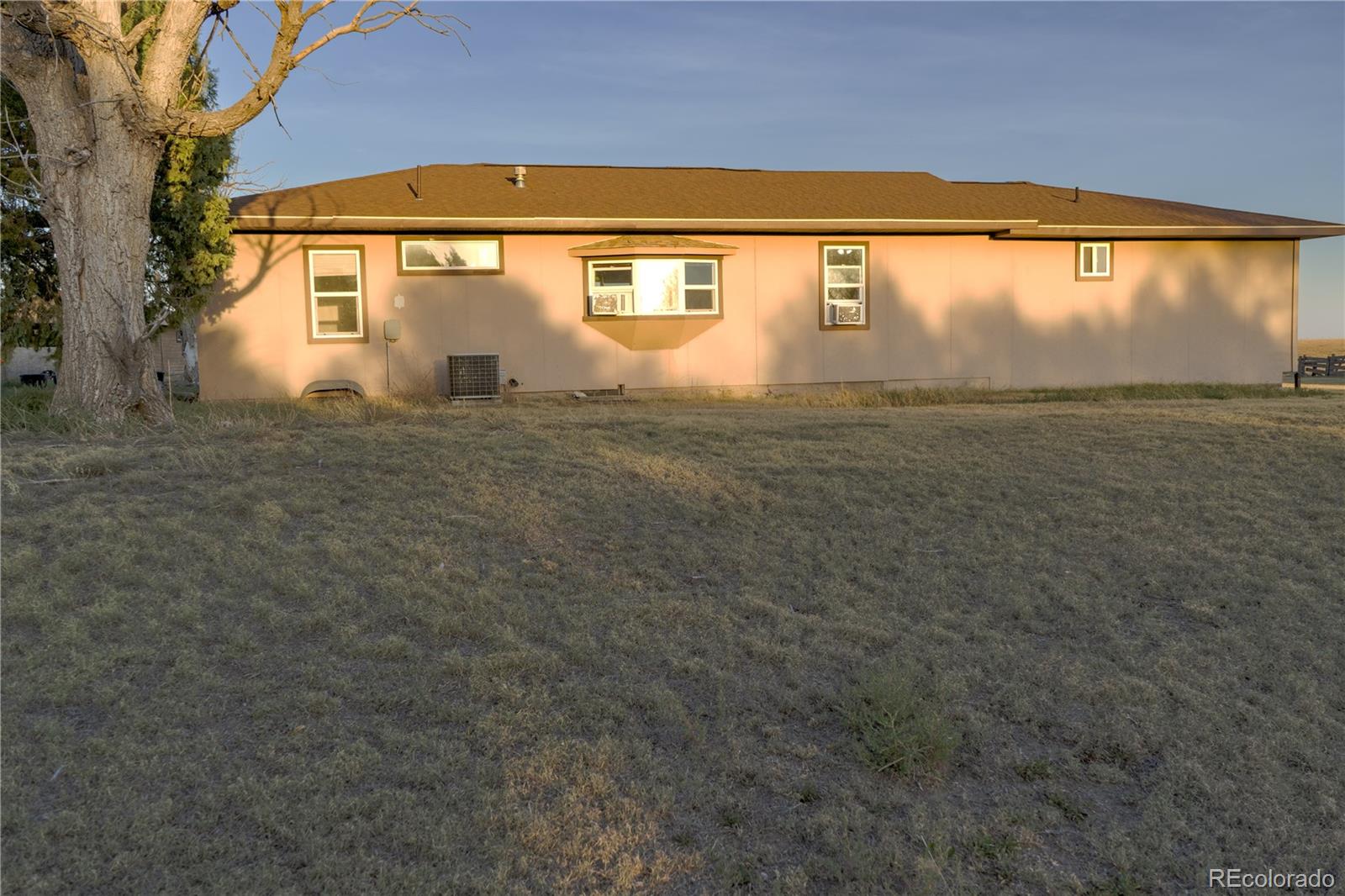 17150 County Rd PP Wray, CO 80758 - Photo 3 of 48 a view of a big yard