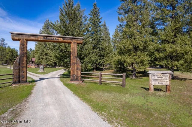 $599,000 | 72 Hank Allen Way, Blanchard, ID 83804
