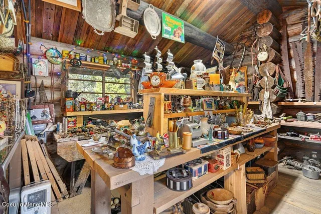 $599,000 | 72 Hank Allen Way, Blanchard, ID 83804