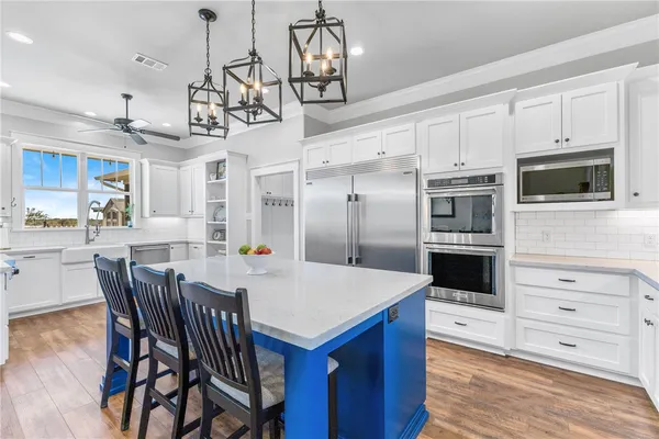 $875,000 | 1694 Henry Prairie Road, Franklin, TX 77856