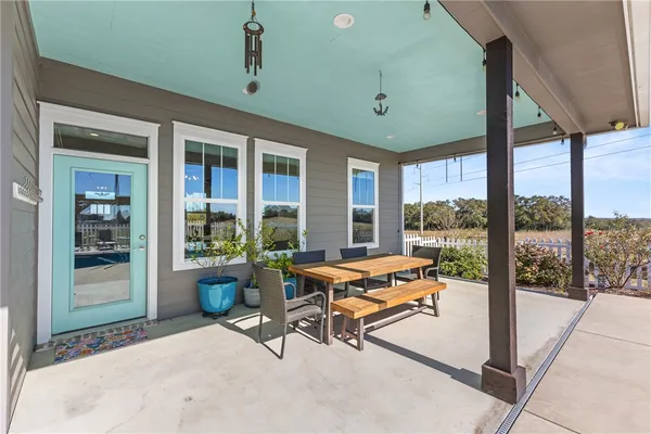$875,000 | 1694 Henry Prairie Road, Franklin, TX 77856