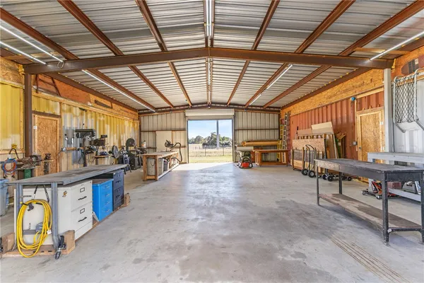 $875,000 | 1694 Henry Prairie Road, Franklin, TX 77856