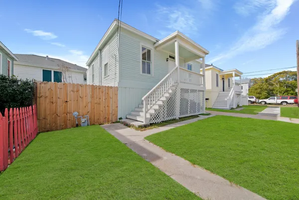 $250,000 | 2015 36th Street, Galveston, TX 77550
