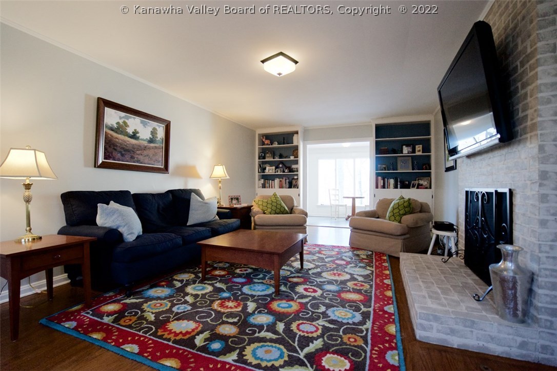 1421 Longridge Road Charleston, WV 25314 - Photo 4 of 30 Gallery Image 4
