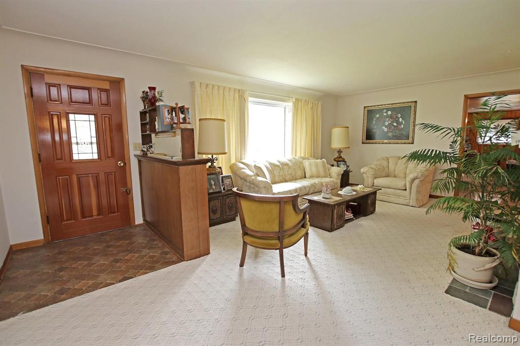 3700 Rohr Road Lake Orion, MI 48359 - Photo 9 of 55