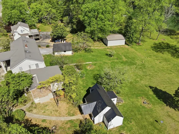 $999,000 | 212 Westwood Drive, McMinnville, TN 37110