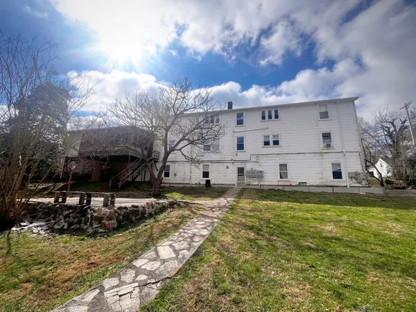 $999,000 | 212 Westwood Drive, McMinnville, TN 37110