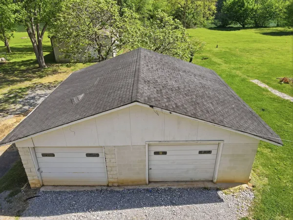 $999,000 | 212 Westwood Drive, McMinnville, TN 37110