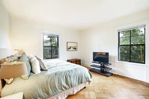 $1,395,000 | 49 Hawthorn Street, New Bedford, MA 02740