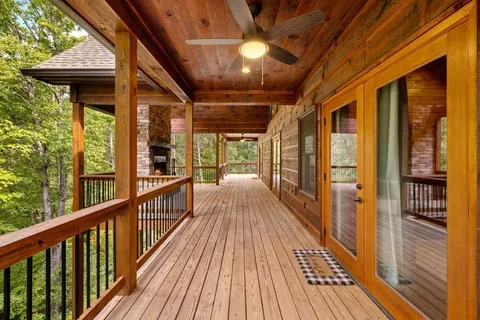 a view of livingroom with wooden floor