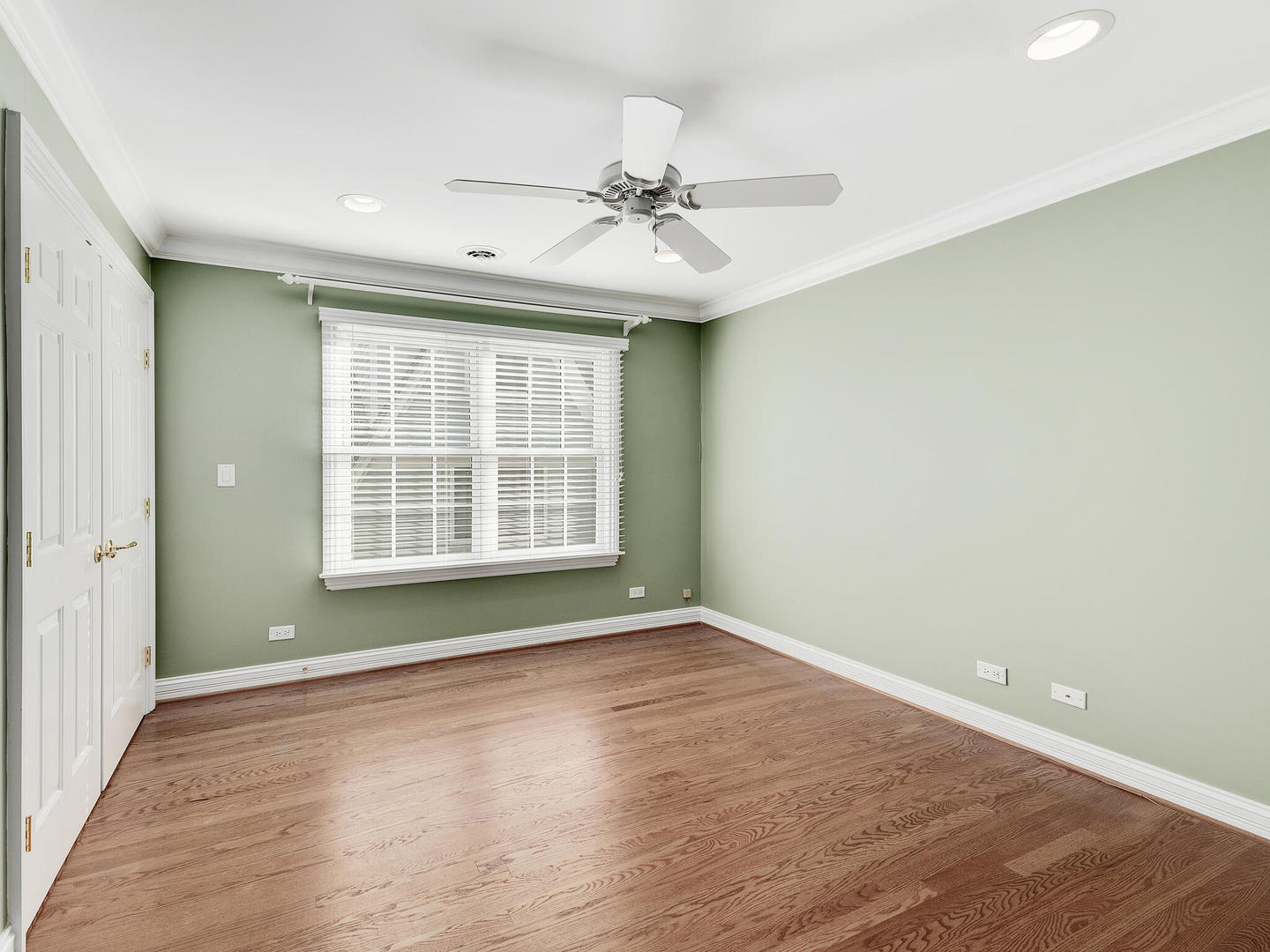 237 North County Line Road Hinsdale, IL 60521 - Photo 16 of 25 wooden floor in an empty room with a window