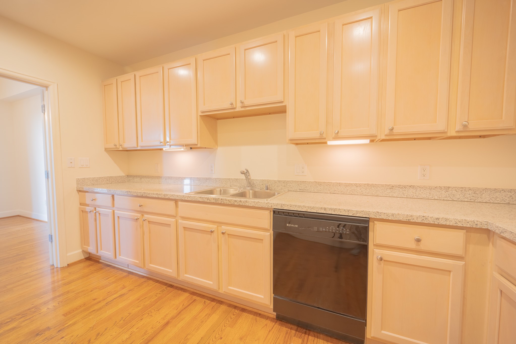 2520 Robinhood Street, Unit 505 Houston, TX 77005 - Photo 22 of 37