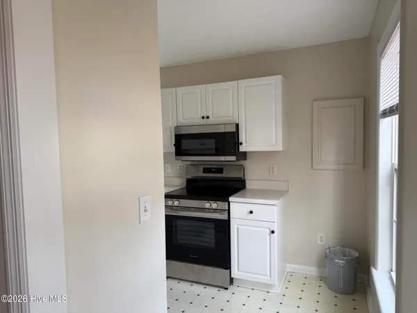 $1,400 | 127 Nathan Tisdale Lane, New Bern, NC 28562