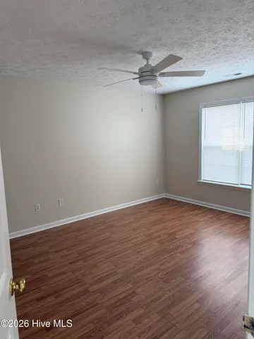 $1,600 | 127 Nathan Tisdale Lane, New Bern, NC 28562