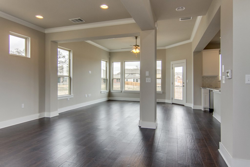 9503 McKnight Loop Austin, TX 78717 - Photo 6 of 32