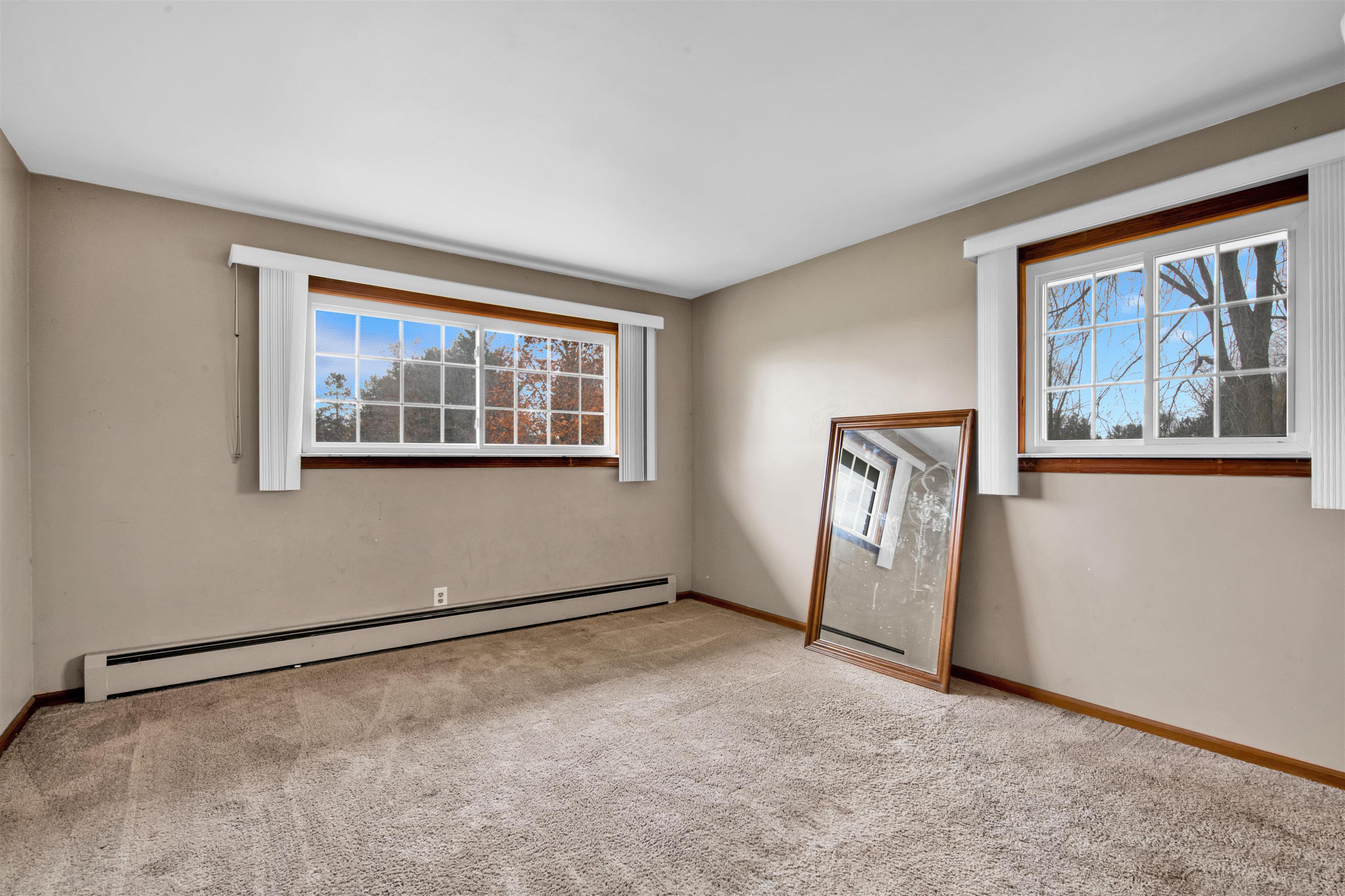 11368 Gilbert Road Memphis, MI 48041 - Photo 9 of 33 50160714-e22b4bad-9288-4992-9bca-1075764da8dc.JPG