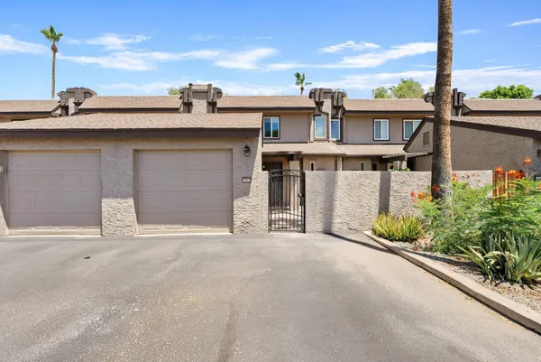 $2,100 | 2232 West Lindner Avenue, Unit 15, Mesa, AZ 85202
