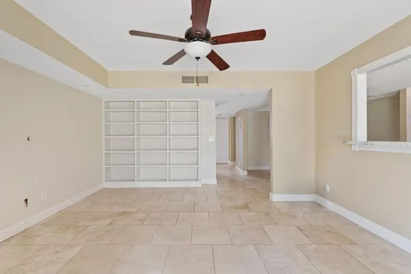 $2,100 | 2232 West Lindner Avenue, Unit 15, Mesa, AZ 85202
