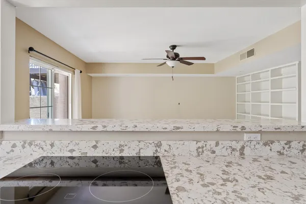 $2,100 | 2232 West Lindner Avenue, Unit 15, Mesa, AZ 85202