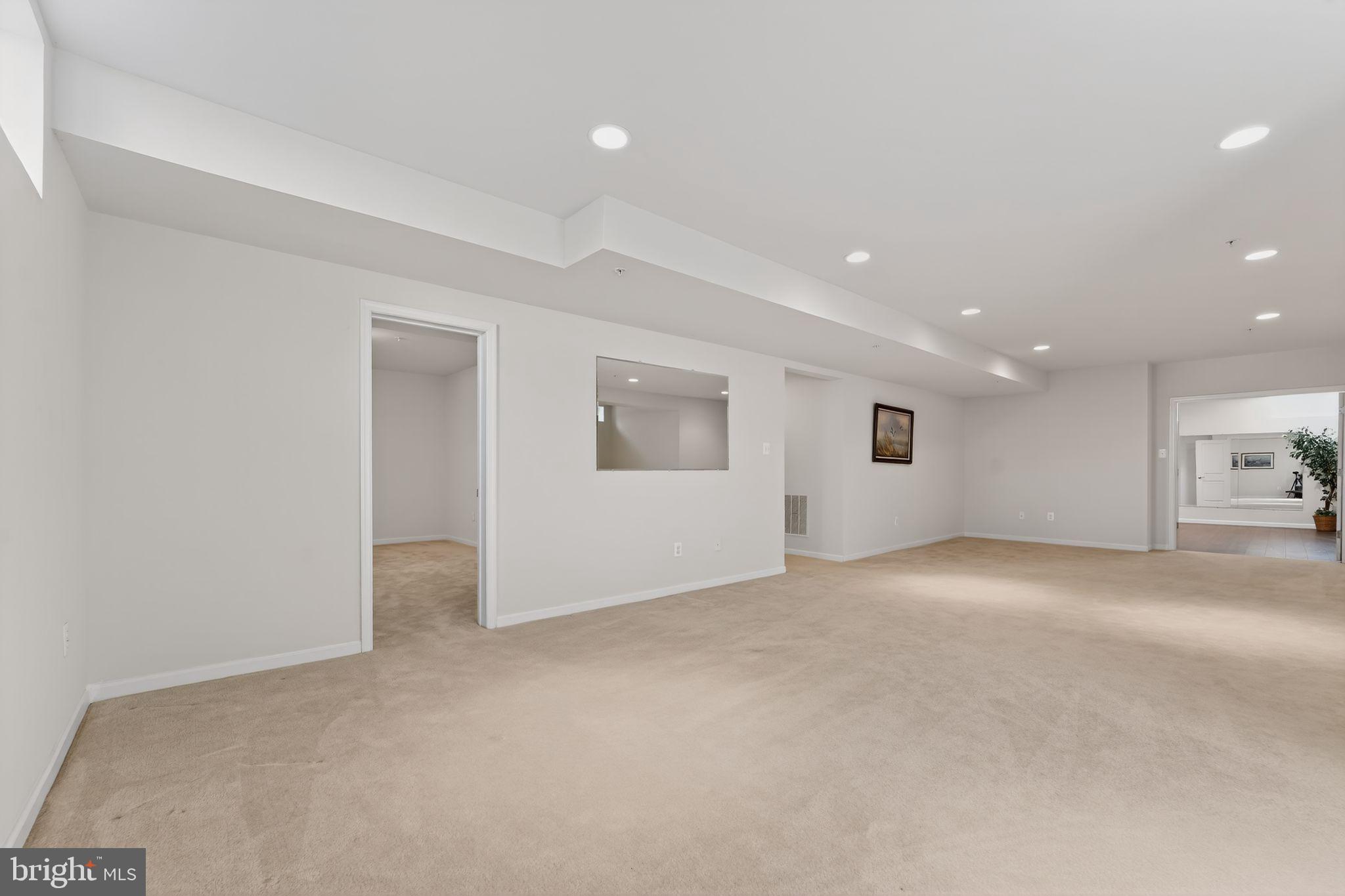 12039 Open Run Road Ellicott City, MD 21042 - Photo 57 of 67 Spacious, versatile blank canvas awaits.
