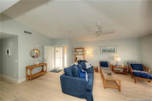 $299,900 | 5651 Southeast Foxcross Place, Unit 5651, Stuart, FL 34997