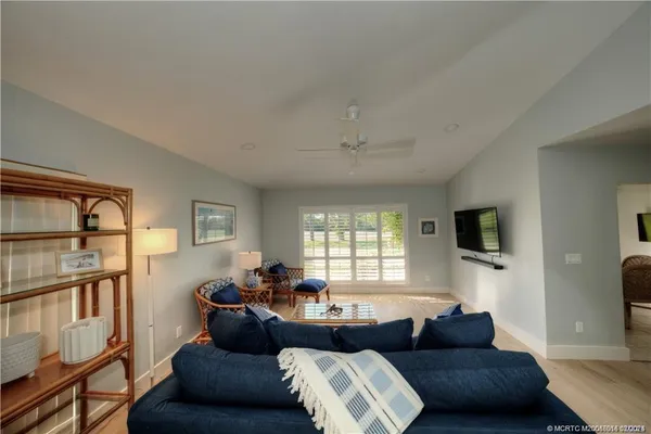 $299,900 | 5651 Southeast Foxcross Place, Unit 5651, Stuart, FL 34997