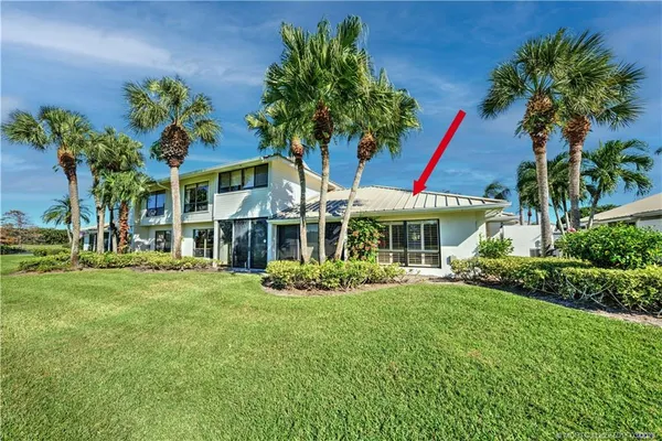 $299,900 | 5651 Southeast Foxcross Place, Unit 5651, Stuart, FL 34997