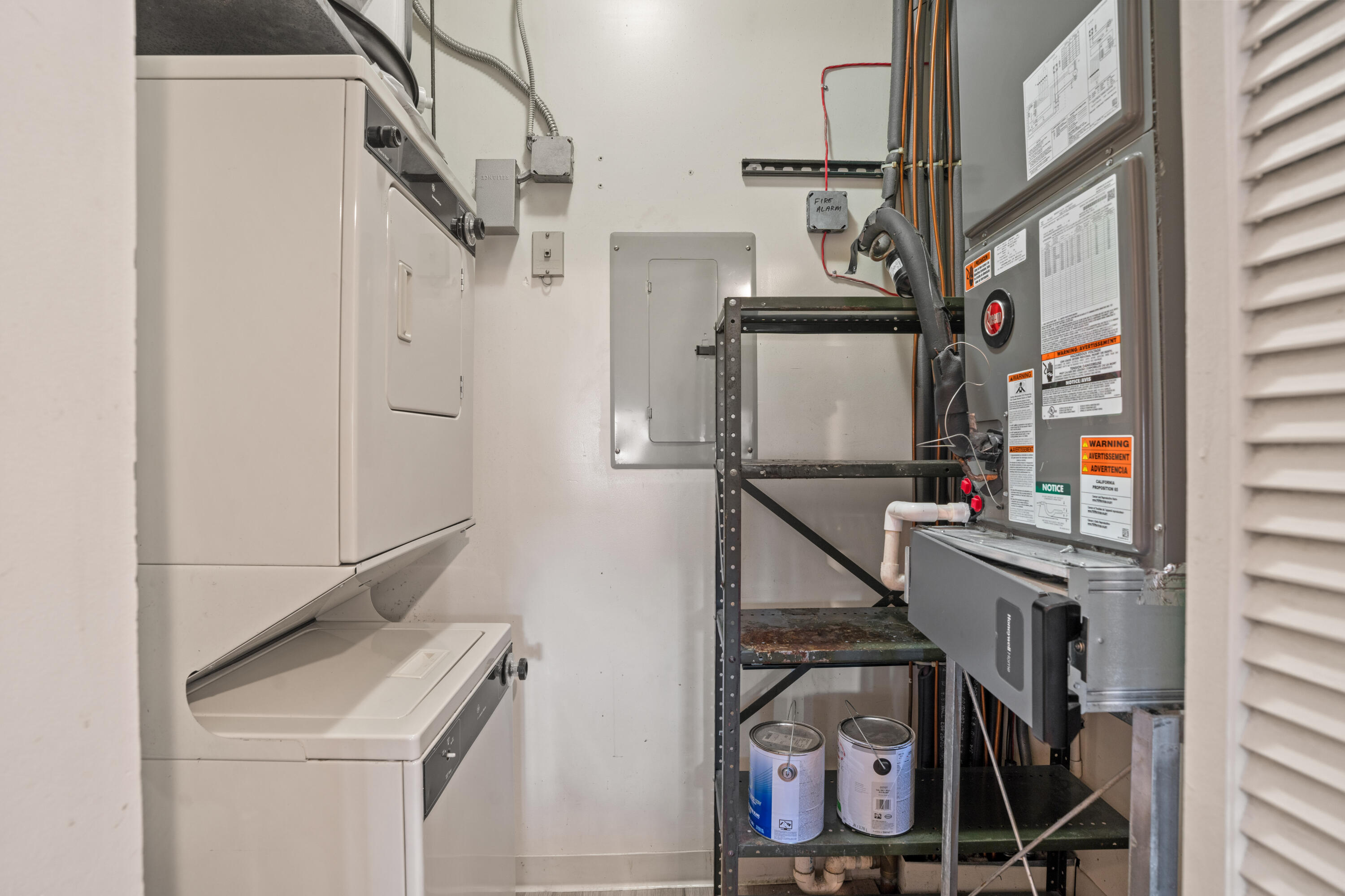 234 North Broadway, Unit 608 Milwaukee, WI 53202 - Photo 15 of 25 In unit laundry & pantry off kitchen