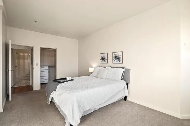 $199,900 | 234 North Broadway, Unit 608, Milwaukee, WI 53202